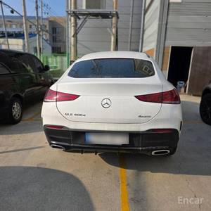 Mercedes-Benz Clase GLE GLE400d 4MATIC Coupé 2023, 43,723 km, Diésel, Automático, Volante a la Izquierda, Cámara Trasera - Product Image 2