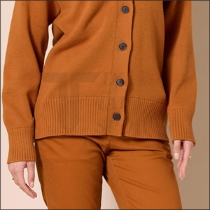 Moda femenina: Superventas de verano, suéter casual de acrílico sólido con cuello en V, manga larga, transpirable, con bolsillo y botones, tejido a máquina. - Product Image 5