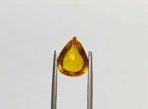 Zafiro Amarillo Natural, Gema Preciosa con Corte en Pera para la Elaboración de Anillos - Product Image 2