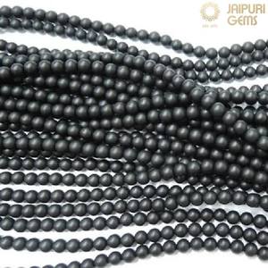 Perles de pierre d'onyx noir naturel mat rondes lisses de 4 mm de qualité AAA de Jaipuri Gems pour la fabrication de bijoux - Product Image 1