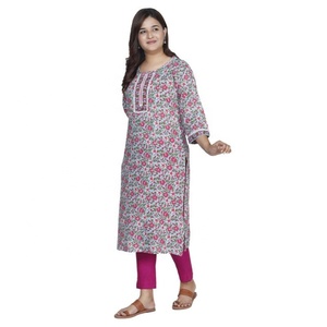 Soft and Comfortable Women's Rayon Vintage Floor-Length Printed Kurti for Daily Wear Wholesale Price From Indian Exporter - Product Image 4
