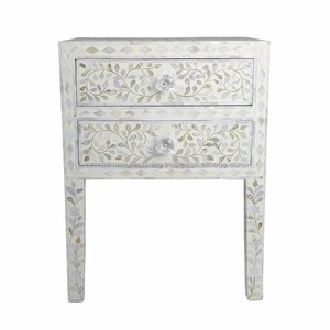 Mesa de Noche Moderna Multifuncional de Dos Cajones con Diseño Floral Hecho a Mano para Dormitorio - Product Image 2