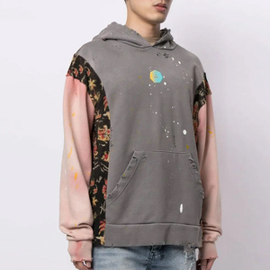 เสื้อฮู้ดดี้สตรีทแวร์แบบยูนิเซ็กซ์ ทรงโอเวอร์ไซส์ พิมพ์ลายสเปรย์ ดีไซน์กระเป๋าด้านหน้าแบบดิสเทรส สีเทาชมพู OEM - Product Image 2