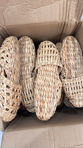 Pantoufles écologiques en jacinthe d'eau, faites à la main, tissées naturellement, pour la maison, l'hôtel, le spa, la station balnéaire, vente en gros au Vietnam - Product Image 6