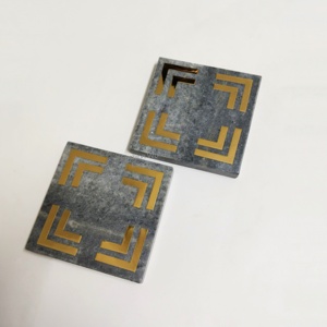 Posavasos de póquer Naipes Mármol natural Rectangular Gris con posavasos con incrustaciones de latón Logotipo personalizado Esteras y almohadillas elegantes - Product Image 3