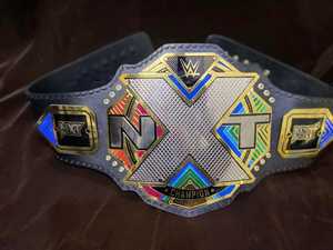 เข็มขัดแชมป์ NXT ชุบทอง ทำจากโลหะผสมสังกะสี สายหนัง น้ำหนักเบา ความยาว 1.2 เมตร สำหรับทุกเพศ MMA แบบกำหนดเองได้ 1 ชิ้น - Product Image 4