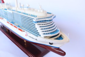 Modelo de Barco de Crucero CARNIVAL TROPHY - Modelo de Barco de Crucero Estadounidense de Madera Pintado a Mano, Moderno, para Decoración del Hogar, Coleccionable, Regalo para el Día del Padre - Product Image 3