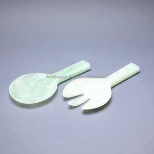 Design classique et moderne de luxe en résine avec tourbillon blanc couverts et vaisselle en résine ensemble de cuillères de service à salade en résine de la meilleure qualité - Product Image 5