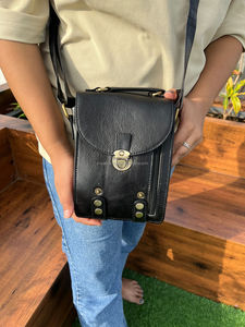 Vintage Genuine Leather Crossbody Bag with <b>Several</b> Compartments & Cell Phone Holder <b>Hand</b> Stitched Leather Sling Bags for Unisex - Product Image 2