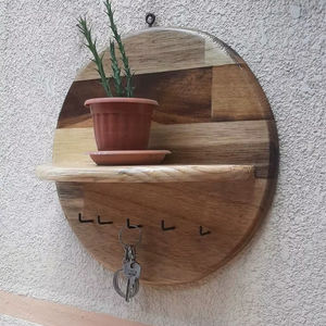 Porta Llaves de Madera Resistente, Ecológico, Hecho a Mano en India, Organizador de Pared con Espacio para Correo - Product Image 1