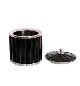 Hielera de Metal Estilo Bohemio con Diseño Floral, a Prueba de Fugas y Duradera, Portátil para Fiestas y Bares, Capacidad de 2L - Product Image 2
