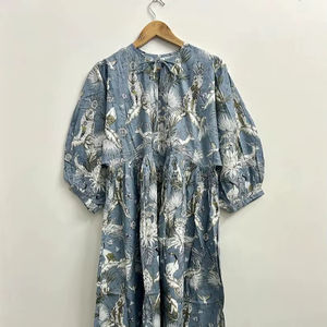 Vestido midi de algodón con estampado de bloques Blue Safari, vestido midi para mujer con mangas abullonadas - Product Image 1