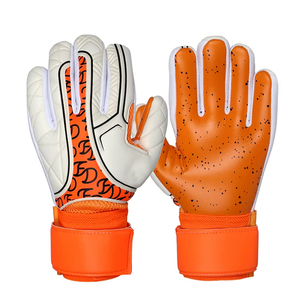 ถุงมือผู้รักษาประตูคุณภาพสูงระดับมืออาชีพ สวมใส่สบาย สำหรับผู้ชายและเด็ก ถุงมือโกลฟุตบอล ทำจากหนังและ PU - Product Image 3