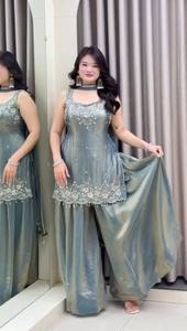Conjunto de Traje de Fiesta Bordado para Mujer con Trabajo de Lentejuelas - Product Image 3