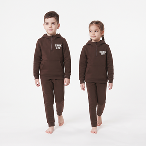 Conjunto Deportivo Infantil de Dos Piezas con Sudadera con Capucha y Cierre de Cremallera y Pantalones Jogger, Ropa Deportiva Informal para Niños Unisex - Product Image 3