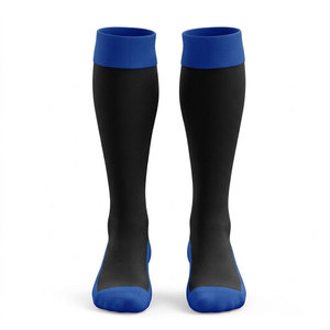 Chaussettes de cricket personnalisées, légères, respirantes, en tissu sportif, avec talon et bout renforcés, pour une performance athlétique optimale. - Product Image 1