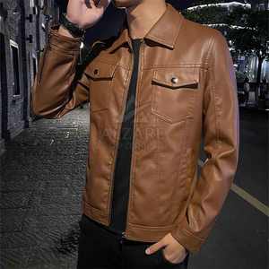 Chaqueta de Cuero de Alta Calidad Estilo Trucker, Corte Estructurado con Bolsillos en el Pecho para un Estilo Práctico, Chaqueta de Invierno Estilo Trucker - Product Image 2