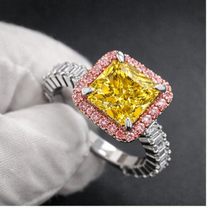 Bague de fiançailles personnalisée SHRAMAN DIAMOND, diamant de laboratoire CVD de luxe, taille coussin, jaune vif, halo, or blanc 14 carats - Product Image 2