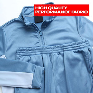 Survêtement athlétique premium pour homme, veste et pantalon personnalisés avec logo, tissu respirant et à séchage rapide, vêtements de sport pour l'entraînement - Product Image 2