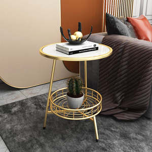 Mesa Auxiliar con Tapa de Mármol, Estructura de Metal Dorado, Cesta de Almacenamiento, Soporte para Café o Plantas, Mueble Moderno para Sala de Estar, Sofá, Hogar - Product Image 6