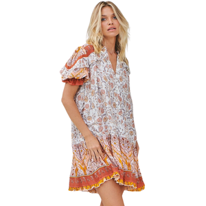 Vestido mini estampado para mujer con cuello cuadrado y corte en A - Product Image 1