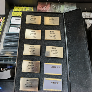 HT Original AD2S44-TM18B ตัวแปลงสัญญาณเรโซลเวอร์เป็นดิจิตอลแบบสองช่องสัญญาณ 14 บิต RDC IC ชิ้นส่วนอิเล็กทรอนิกส์ บริการจัดหา BOM - Product Image 1