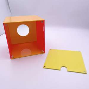 Moderno Dispensador de Toallitas de Papel en Forma de Cubo Acrílico para Decoración del Hogar - Product Image 6