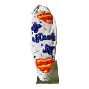 Diadema colorida con cuentas de estrellas y corazones, accesorio para el cabello adornado a la moda para mujeres - Product Image 2