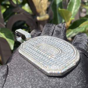 Colgante de Hip Hop con Diamante Cultivado en Laboratorio VV1 Corte Baguette Personalizado, Colgante con Letra D con Incrustaciones de Diamantes - Product Image 4