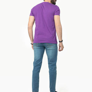 T-shirt pour homme à manches courtes, col rond, coupe ajustée, imprimé photo, tissu jersey décontracté, logo distinctif sur le devant - Product Image 5