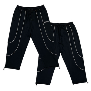 Conjunto Deportivo Personalizado de Invierno con Capucha Reflectante, Chaqueta Cortavientos y Pantalones Deportivos Holgados de Poliéster para Hombre y Mujer - Product Image 3