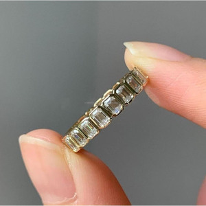 Conjunto de bisel de eternidad completo, moissanita de corte esmeralda, banda de boda y aniversario para mujer, anillo minimalista apilable de Plata de Ley 925 - Product Image 6