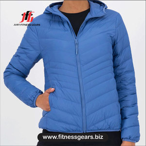 Women <b>Quilted</b> Jacket Full Sleeve Hooded Winter Solid Color Polyester <b>Wadding</b> Zipper Closure - Product Image 1