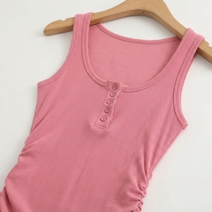 Camiseta sin mangas personalizada para mujer, con cuello cuadrado, ajustada, acanalada, al por mayor, de marca privada, para conjuntos minimalistas de verano - Product Image 6