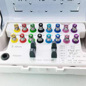 Juego de tornillos para implantes dentales de acero inoxidable de alta calidad, instrumentos manuales para implantes dentales para cirugía profesional - Product Image 2