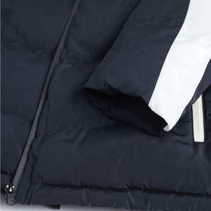 Manteau d'hiver minimaliste matelassé à capuche, parka isolée imperméable coupe-vent chaude pour l'extérieur et le streetwear décontracté - Product Image 3