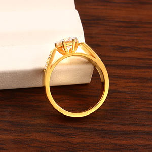 Bague en argent sterling 925 avec pierre en moissanite |   Bijoux de fiançailles en moissanite de luxe - Product Image 3