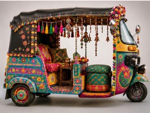 Bollywood Style Bride Groom Entry Auto Rickshaw Hot Selling 3 Wheels Mehendi Function Bridal Entry Tuk-Tuk Photobooth <b>Props</b> Sale - Product Image 2
