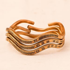 Bracelet manchette magnétique en cuivre réglable Mode Royal Artisans Thérapie naturelle pour la rigidité articulaire Bracelets promotionnels - Product Image 1