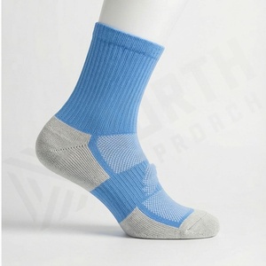 Calcetines de Compresión de Viscosa de Bambú para Correr, Deportivos, Acolchados, Transpirables, Duraderos, de Alto Rendimiento, Color Personalizado, Ajuste Cómodo, en Pares - Product Image 3