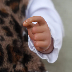 ตุ๊กตาทารกแรกเกิด Emilia 20 ''แอฟริกันอเมริกันเด็กวัยหัดเดินเด็กผู้หญิงสีดำ - Product Image 5