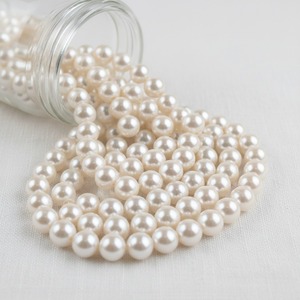 Perles blanches synthétiques d'eau douce (créées en laboratoire) 4mm/5mm/6mm, qualité AA, en vrac, pour la fabrication de bijoux par Mehrajuddin Gems - Product Image 5