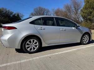 Corolla LE FWD Usado 2022 - Product Image 3