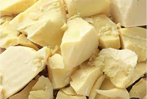 Crema hidratante de grado A de manteca de karité cruda 100% pura sin refinar de primera calidad para el cuidado del cuerpo y los pies - Product Image 1