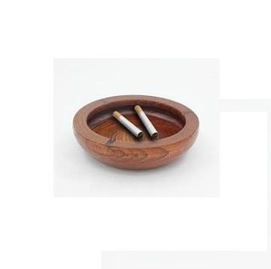 Cenicero de Madera Tradicional Hecho a Mano de Alta Calidad con Detalles en Latón, Diseño Clásico Personalizable - Product Image 5