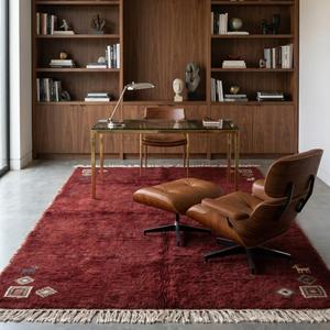 Tapis en laine noué à la main de qualité supérieure, couleur bordeaux foncé, motif tribal, avec des motifs traditionnels et des franges pour la décoration de la maison - Product Image 3
