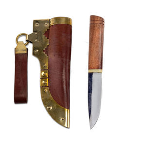 Cuchillo Puukko Hecho a Mano Personalizado |   Cuchillo de Supervivencia Nórdico de Hoja Fija de Acero con Alto Contenido de Carbono |   Cuchillo de Caza y Camping con Funda de Cuero - Product Image 1