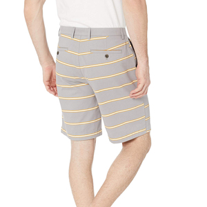Shorts de pêche pour hommes UPF 50 respirants et à séchage rapide avec logo personnalisé, durables et légers - Product Image 3