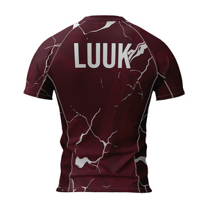 T-shirt de compression personnalisé à manches courtes pour hommes et femmes, haut de loisirs à séchage rapide, vêtements de sport athlétiques, vente en gros - Product Image 2