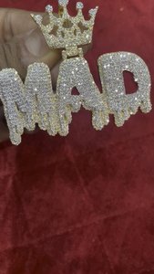 Pendentif Couronne MAD en Moissanite Iced Out, Argent 925 Plaqué Rhodium, Breloque Thème Hip Hop, Bijou Unisexe - Product Image 3
